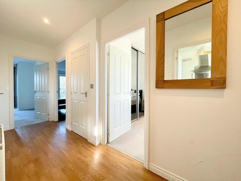 Classy Campbell Park Apartment, Balcony & Free Parking Милтон-Кейнс Экстерьер фото